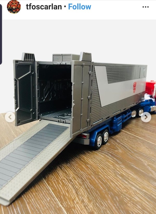 Mp 44 Optimus Prime First In Hand Images  (8 of 28)